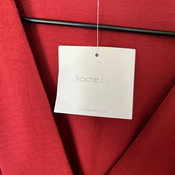 Fraiche by J - Picture 12 of 13